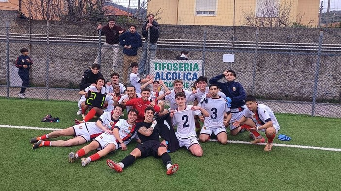 CALCIO, PRIMA CAT. La Golfodianese vince il derby,  Vindigni punge: “I derby non si giocano, si vincono”