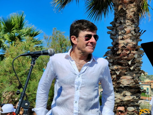 "Chiacchierata col Campione" ad Aregai Marina, primo ospite Gianni Bugno