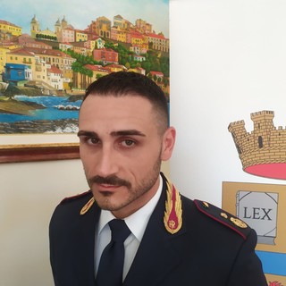 Imperia, presentato Giovanni Franco, il nuovo capo della squadra mobile. Raccoglie l'eredità di Lodeserto (foto e video) Imperia, presentato Giovanni Franco, il nuovo capo della squadra mobile. Raccoglie l'eredità di Lodeserto (foto e video)