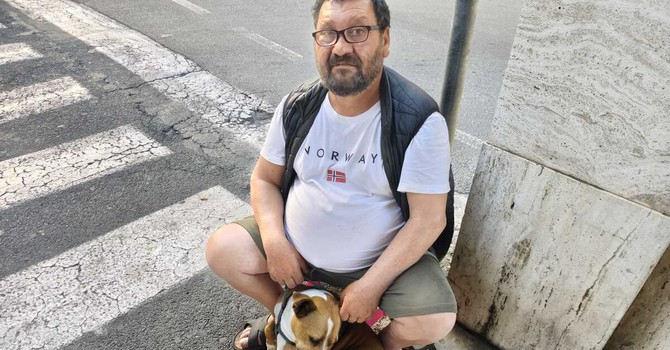 Caso di Graziano, il senzatetto malato di tumore: interviene l’associazione “A cena fuori”
