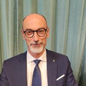 Caso Liceo, il vicesindaco propone un monumento equestre e cita Mussolini Caso Liceo, il vicesindaco propone un monumento equestre e cita Mussolini