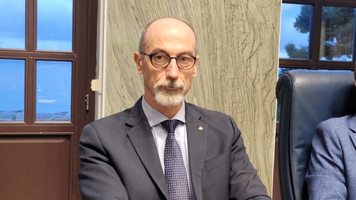 Giuseppe Fossati tra i banchi del consiglio comunale