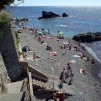 ACCADDE OGGI, 9 MARZO 1982. Rivolta degli onegliesi e dei turisti contro il Comune: “Ridateci la spiaggia della Galeazza” ACCADDE OGGI, 9 MARZO 1982. Rivolta degli onegliesi e dei turisti contro il Comune: “Ridateci la spiaggia della Galeazza”