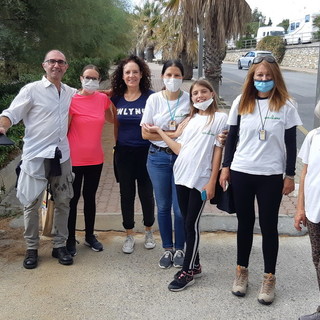 Santo Stefano al Mare, tanti i volontari che hanno partecipato alla seconda giornata ecologica organizzata dall'amministrazione comunale (Foto)
