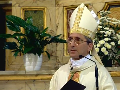 Una Via Crucis in trasferta per il vescovo Borghetti, il 23 marzo sarà a Diano Marina