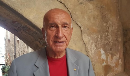 Omaggio al cuore antico della città alta, Giacomo Raineri: “Beppe Turco celebra il Parasio, la nostra grande bellezza”