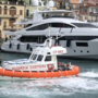 Bagnante in difficoltà davanti al Koko Beach, salvato dalla Guardia Costiera di Imperia Bagnante in difficoltà davanti al Koko Beach, salvato dalla Guardia Costiera di Imperia