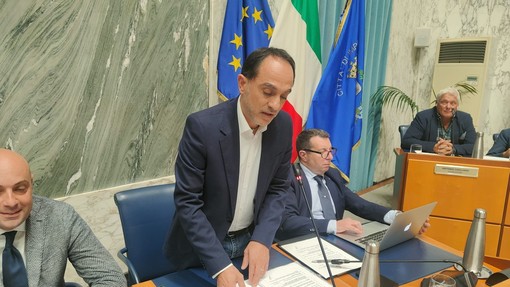 AL DIRETTORE. Montanaro: "Sul blackout di Calata Cuneo il consigliere Bracco accusa Marina di Imperia senza verificare i fatti" AL DIRETTORE. Montanaro: "Sul blackout di Calata Cuneo il consigliere Bracco accusa Marina di Imperia senza verificare i fatti"