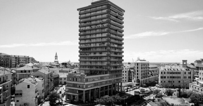 L’AMARCORD DEL SABATO. Storia e segreti del Grattacielo di Oneglia: spegne le 60 candeline