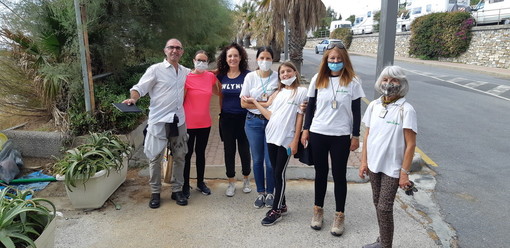 Santo Stefano al Mare, tanti i volontari che hanno partecipato alla seconda giornata ecologica organizzata dall'amministrazione comunale (Foto) Santo Stefano al Mare, tanti i volontari che hanno partecipato alla seconda giornata ecologica organizzata dall'amministrazione comunale (Foto)