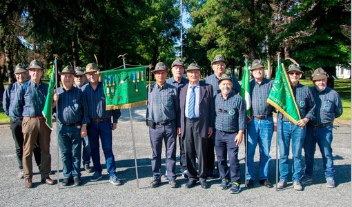 Gli alpini di Imperia a Rivoli per festeggiare il centenario della locale sezione Gli alpini di Imperia a Rivoli per festeggiare il centenario della locale sezione
