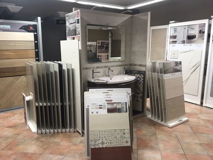 Il Giardino dell'Edilizia, l'angolo del Golfo Dianese dove la casa prende forma e non solo