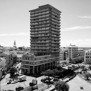 L’AMARCORD DEL SABATO. Storia e segreti del Grattacielo di Oneglia: spegne le 60 candeline