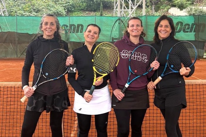 Seconda da sinistra l'assessora Monica Gatti