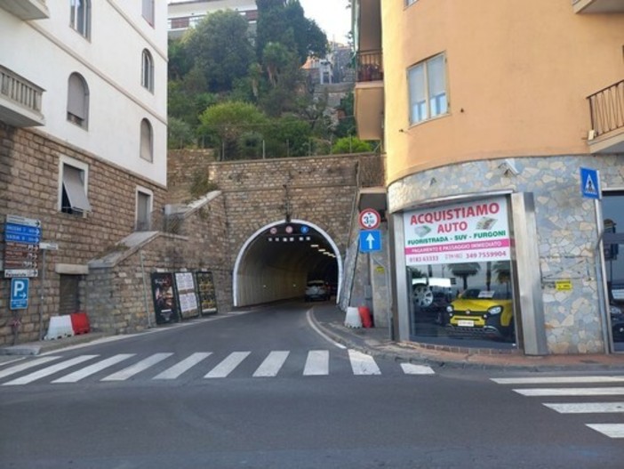 Imperia, prorogata la chiusura notturna di Galleria Gastaldi