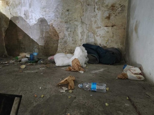 IL PUNTO. Una notte con la "pula" a Imperia, a caccia di fantasmi e... giacigli IL PUNTO. Una notte con la "pula" a Imperia, a caccia di fantasmi e... giacigli