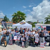 Imperia, gli studenti della Littardi in moto per il progetto "Guido bene, guido sicuro" (video)