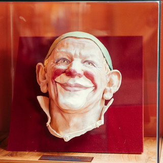 Cerimonia ufficiale di donazione del violino di Grock all'amministrazione comunale di Imperia