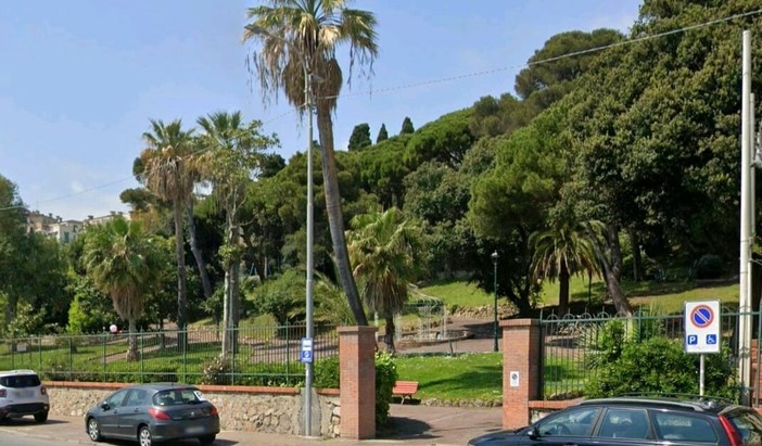 Imperia, al via la selezione per 25 collaboratori civici del “Presidio Amico”: sorveglianza nei parchi e davanti alle scuole Imperia, al via la selezione per 25 collaboratori civici del “Presidio Amico”: sorveglianza nei parchi e davanti alle scuole
