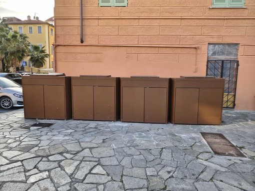 Carrellati a fianco della scuola di piazza Calvi, la polemica non era “sciocca”