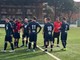 I giocatori dell'Imperiese schierati a centrocampo (foto facebook) I giocatori dell'Imperiese schierati a centrocampo (foto facebook)