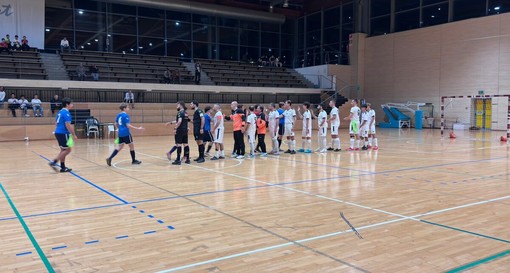 L'ingresso in campo delle squadre