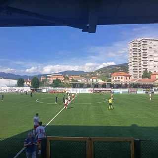 Calcio, Serie D. Imperia in campo a Lavagna: diretta social e protesta Ultras, niente tifo organizzato "contro società e Comune"