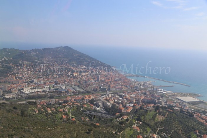 Imperia: firmata l'ordinanza dal Sindaco Scajola, fino al 17 aprile accensione dei termosifoni Imperia: firmata l'ordinanza dal Sindaco Scajola, fino al 17 aprile accensione dei termosifoni