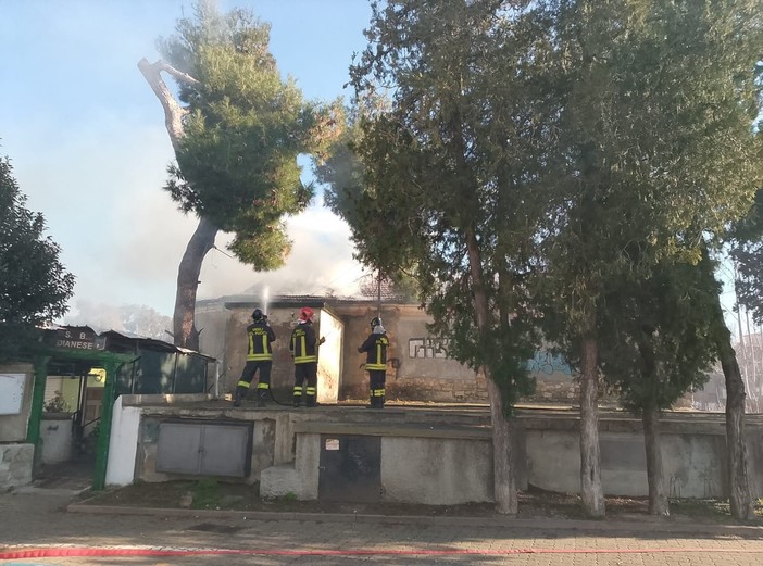 Incendio alla sede della Banda Musicale di Diano Marina, il sindaco: "Mi impegno a ospitarla a Palazzo Muzio" Incendio alla sede della Banda Musicale di Diano Marina, il sindaco: "Mi impegno a ospitarla a Palazzo Muzio"