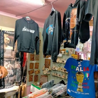 Chiude a fine mese lo storico Bazar Rino di via Caboto a Porto Maurizio