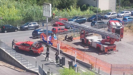 FOTONOTIZIA. Porto Maurizio, corto circuito all’insegna dell’Eurospin di via degli Ulivi