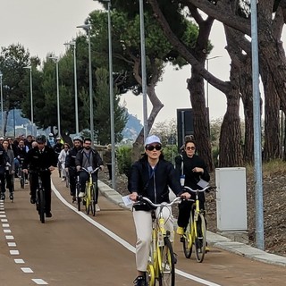 AL DIRETTORE. Ciclabile e corsie "ONLY BUS": ma i pedoni dove passano?