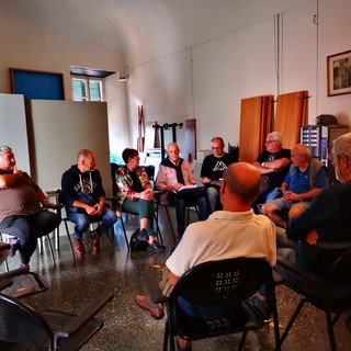 Lavori alla darsena dei Corallini: a Cervo incontro tra amministrazione, tecnici e balneari (Foto) Lavori alla darsena dei Corallini: a Cervo incontro tra amministrazione, tecnici e balneari (Foto)