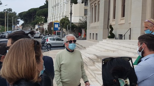 Coronavirus, proposte del comune ai ristoratori, il comitato: "Lavoriamo insieme per raggiungere un unico obiettivo" Coronavirus, proposte del comune ai ristoratori, il comitato: "Lavoriamo insieme per raggiungere un unico obiettivo"