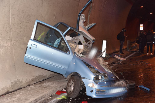 Sanremo: incidente mortale in Aurelia Bis tra San Martino e San Lazzaro, violento frontale tra due auto (Foto e Video)