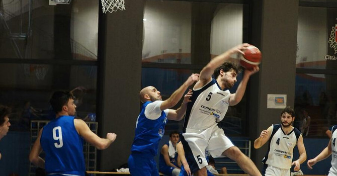 Basket: sconfitta di misura per l’Imperia contro la Pro Recco