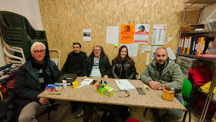 Terremoto in Turchia e Siria, oltre 11 mila morti: a Imperia una raccolta solidale (video) Terremoto in Turchia e Siria, oltre 11 mila morti: a Imperia una raccolta solidale (video)