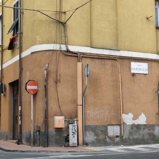 ACCADDE OGGI,  16 LUGLIO 1988. Il Comune “spegne” il semaforo in fondo a via Cascione: automobilisti soddisfatti