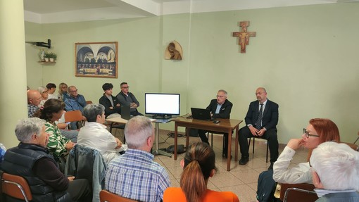 Espropri per l’Aurelia Bis: incontro pubblico con l’avvocato Paolo Prato lunedì 1° settembre ai Piani Espropri per l’Aurelia Bis: incontro pubblico con l’avvocato Paolo Prato lunedì 1° settembre ai Piani