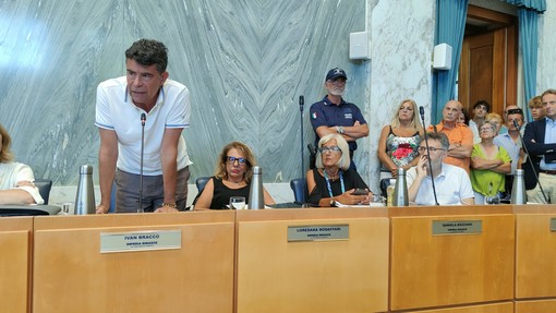 Aumento delle licenze per i taxi, Imperia Rinasce interroga l'amministrazione Aumento delle licenze per i taxi, Imperia Rinasce interroga l'amministrazione