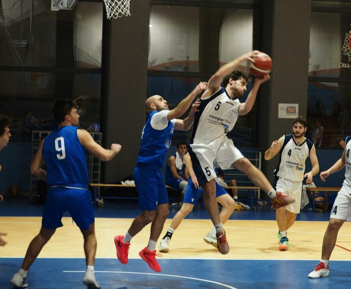 DR1, l’Imperia Basket si rialza e conquista una vittoria: 84-67 contro il Pegli DR1, l’Imperia Basket si rialza e conquista una vittoria: 84-67 contro il Pegli