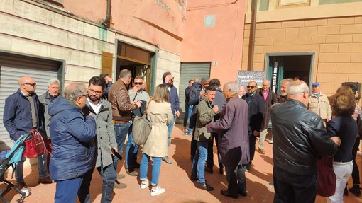 Elezioni a Imperia: Claudio Scajola inaugura il primo point, su Bracco "Da quella parte giustizialismo forcaiolo"