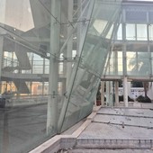 Ex Isnardi, il Comune ordina i lavori: "La pavimentazione è pericolosa" Ex Isnardi, il Comune ordina i lavori: "La pavimentazione è pericolosa"