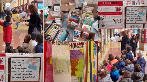 #IOLEGGOPERCHE’, sotto i portici di Oneglia i piccoli lettori della Primaria di via Gibelli (foto) #IOLEGGOPERCHE’, sotto i portici di Oneglia i piccoli lettori della Primaria di via Gibelli (foto)