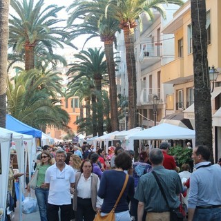 Festival Internazionale della Cultura Mediterranea - Fiera del Libro di Imperia