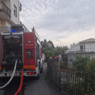 Imperia, incendio in un'abitazione in via degli Agrumi