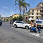 Scontro tra scooter e auto a Porto Maurizio: ferita una donna di 60 anni