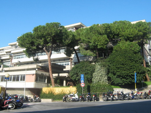 Imperia, studente positivo all'istituto 'Ruffini': classe e quattro docenti in quarantena