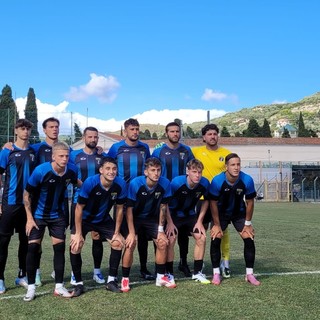 L'undici sceso in campo contro il Sestri Levante                                                                                   (foto Flammia)