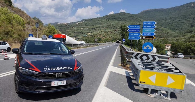 Chiusanico, incidente nella galleria Madonna degli Angeli: non ce l’ha fatta il 50enne di Imperia rimasto ferito Chiusanico, incidente nella galleria Madonna degli Angeli: non ce l’ha fatta il 50enne di Imperia rimasto ferito